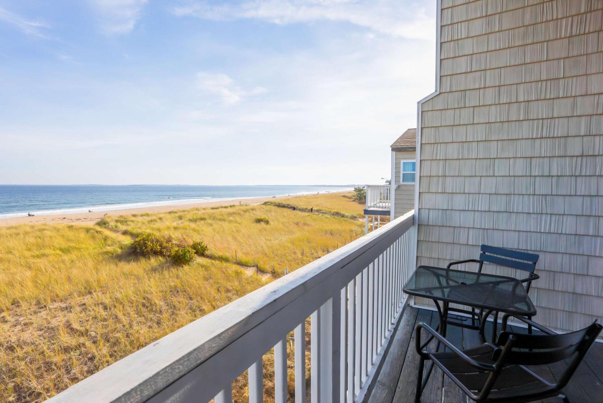 Waves Oceanfront Resort Олд Орчард Бийч Екстериор снимка